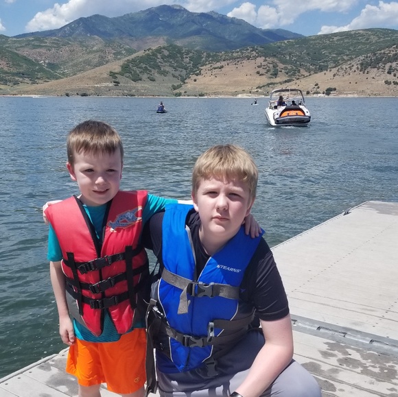 Meet your Posher, Cara - Picture 2 of 2